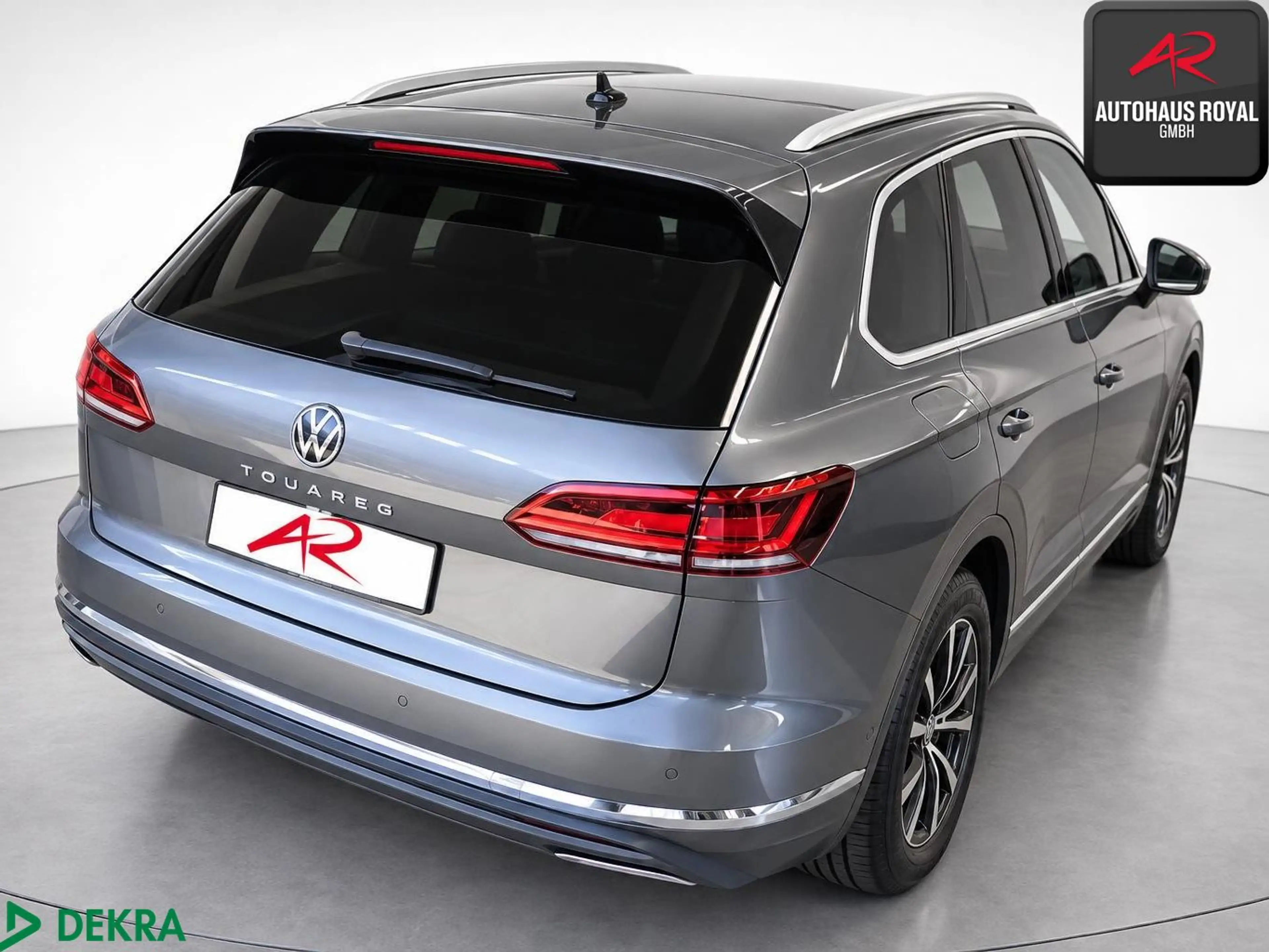 Volkswagen Touareg 3.0 TFSI 4M ATMOSPHERE DYNAUDIO,STANDHZ — photo 3
