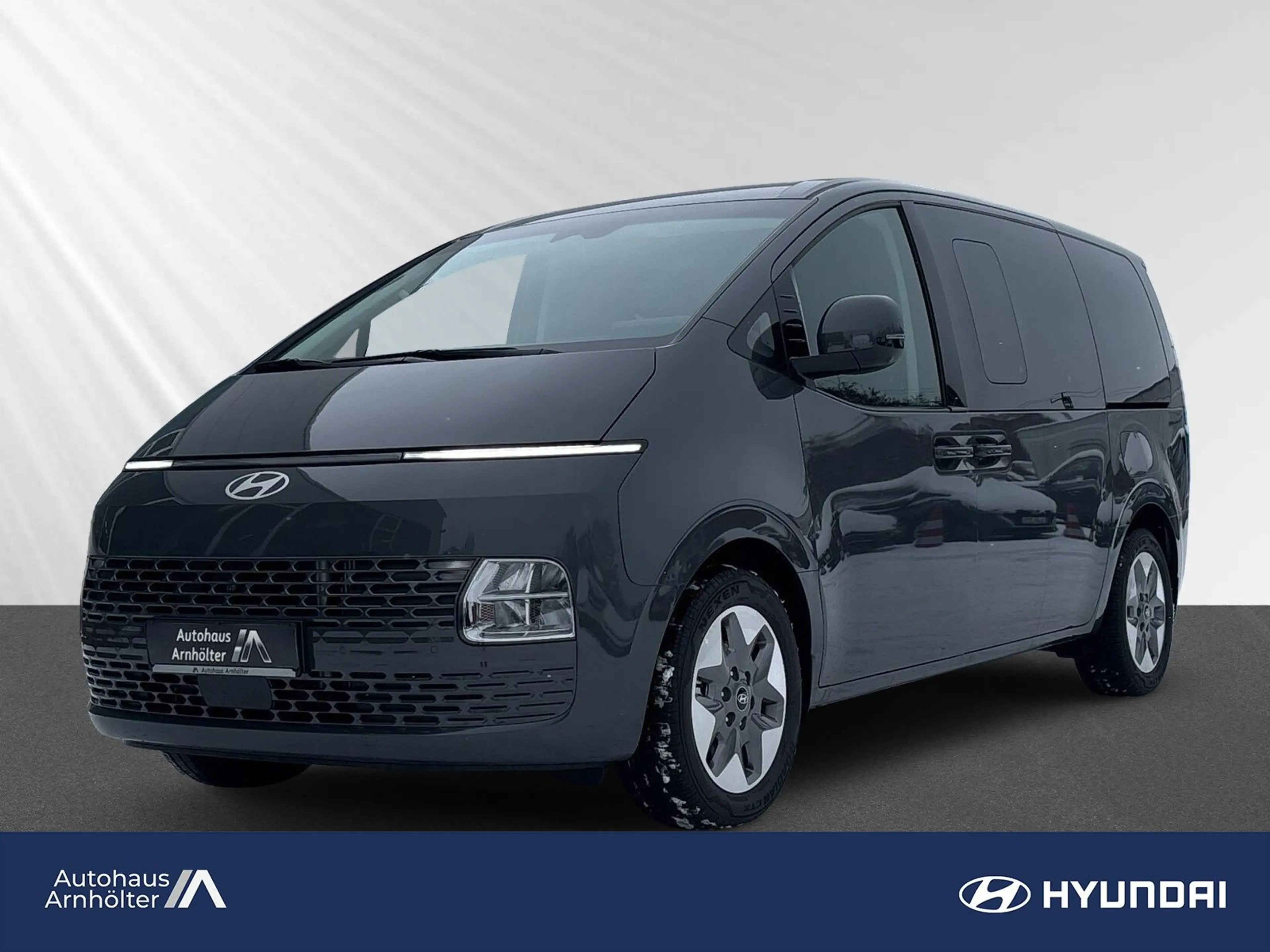Hyundai STARIA STARIA HEV 9Sitzer 1.6 225PS 6AT Prime+Park-Pak.