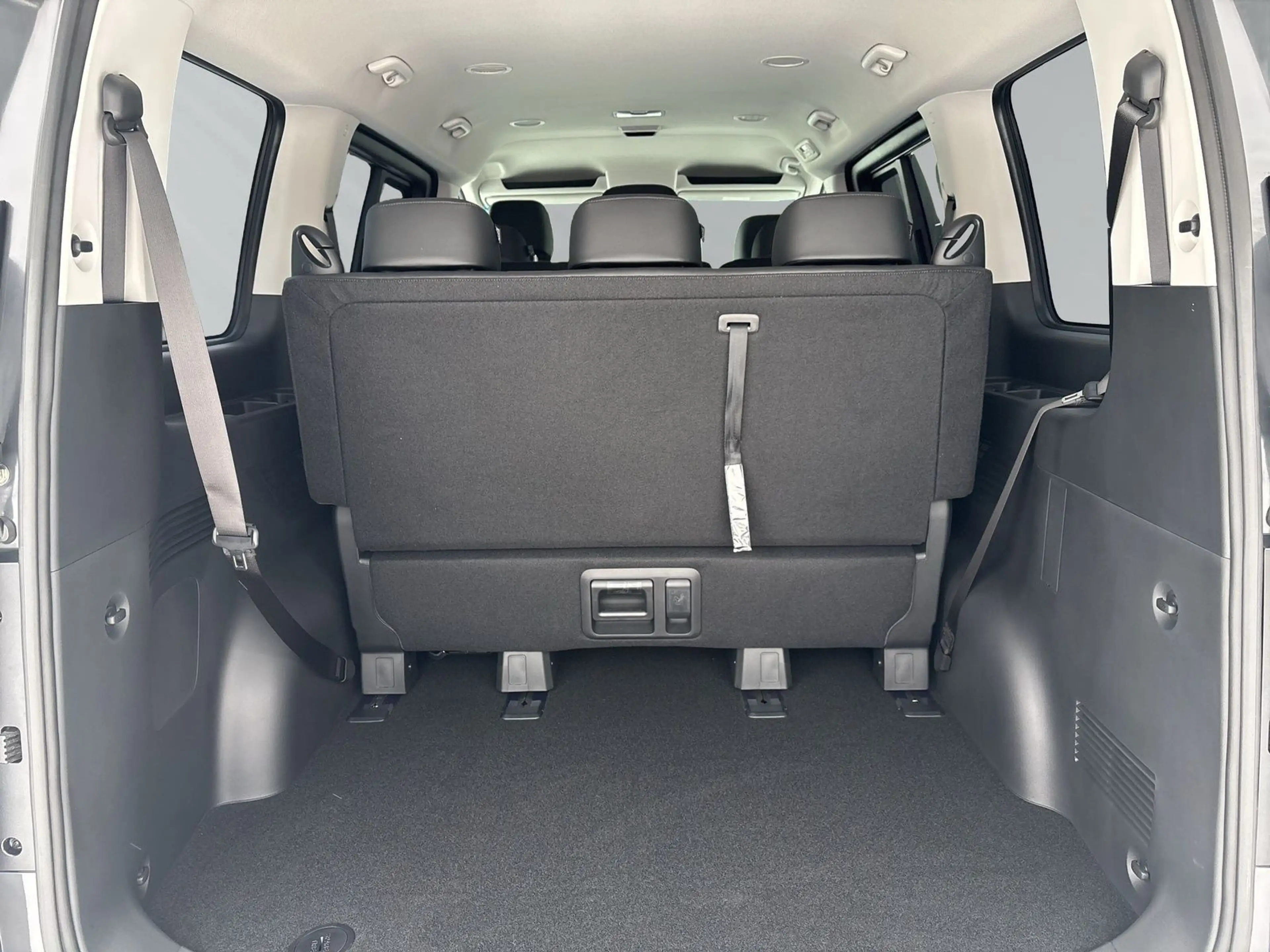 Hyundai STARIA STARIA HEV 9Sitzer 1.6 225PS 6AT Prime+Park-Pak. — photo 7