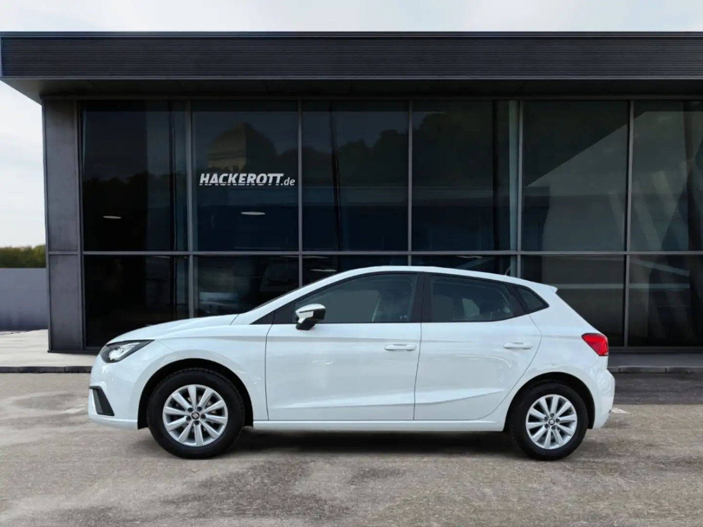 SEAT Ibiza Style 1.0 MPI PDC Tempomat Klima LED Blanco - 2
