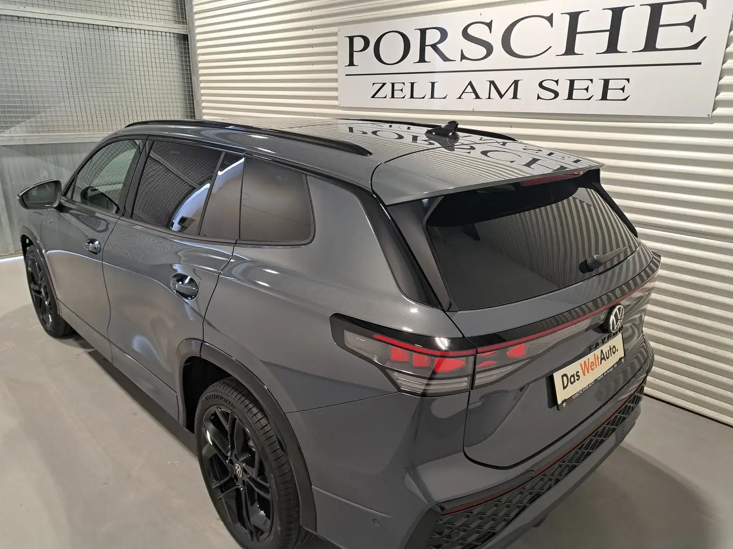 Volkswagen Tayron Sport eHybrid DSG 200kW Grau - 2