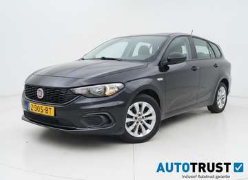 Stationwagon 1.4 16v AIRCO NAV CRUISE PDC