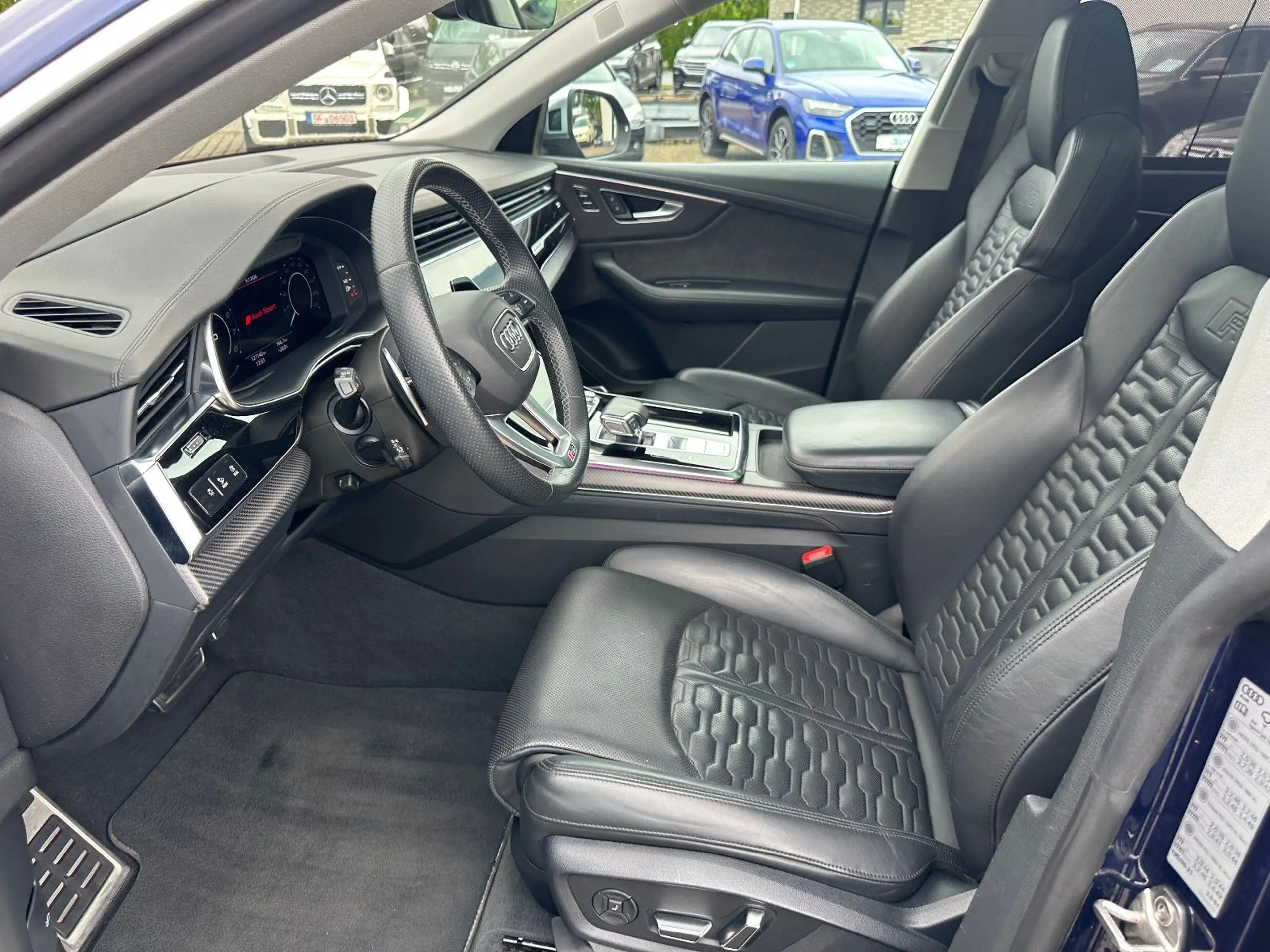 Audi RS Q8 4.0 TFSI quattro / Keramik / PANOR./AHK — photo 9