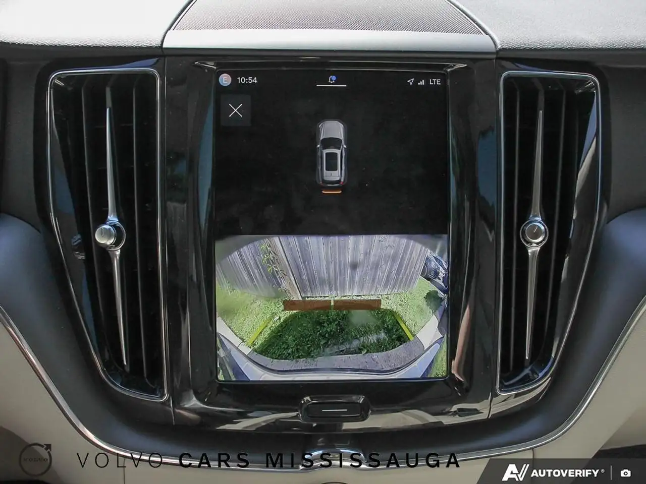 Volvo XC60 снимка Volvo XC60