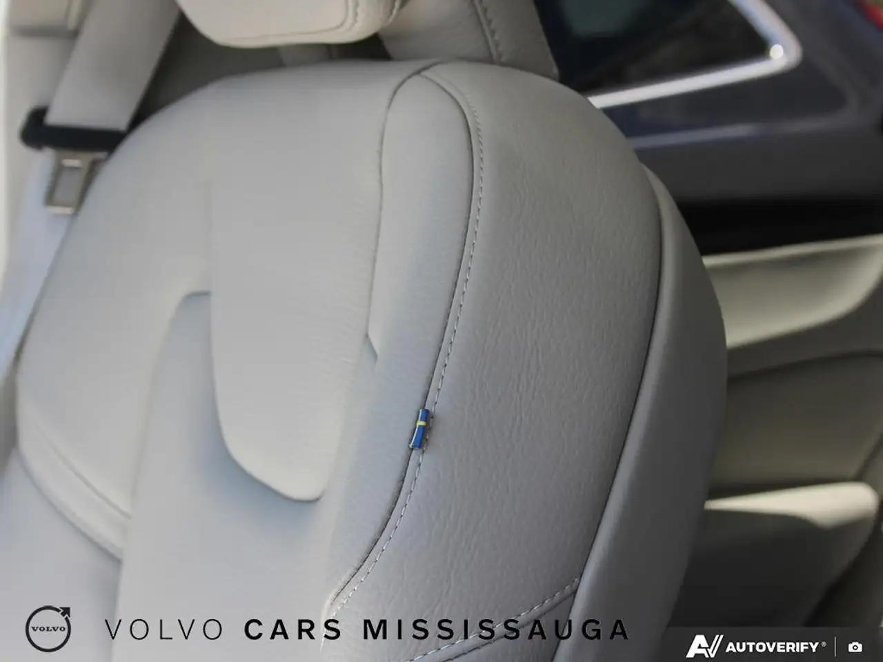 Volvo XC60 снимка Volvo XC60