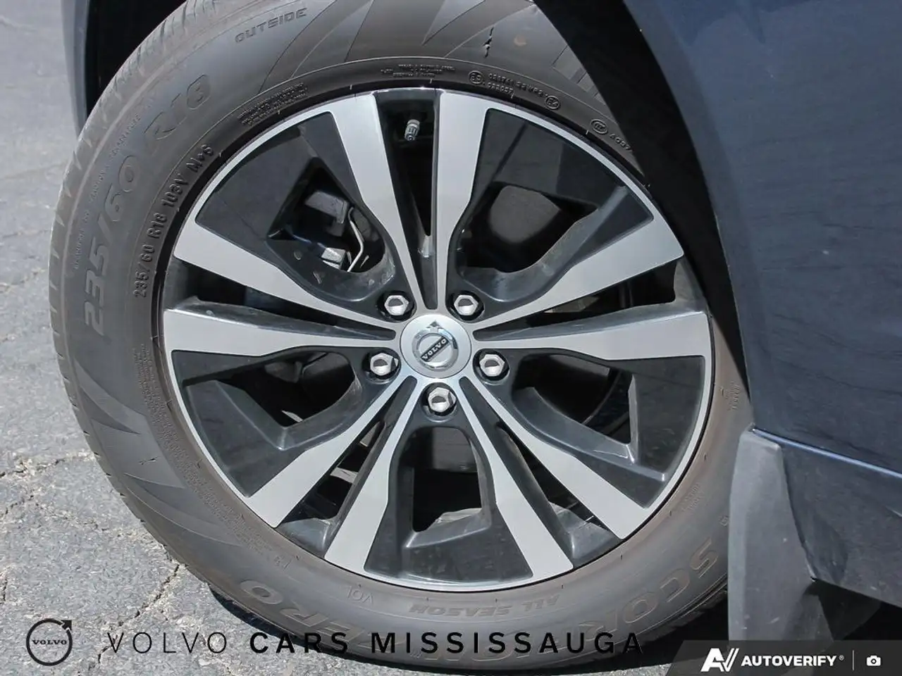 Volvo XC60 снимка Volvo XC60