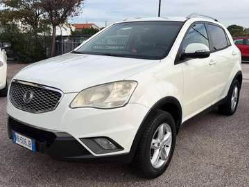 Korando III 2011 2.0 C Gpl 2wd