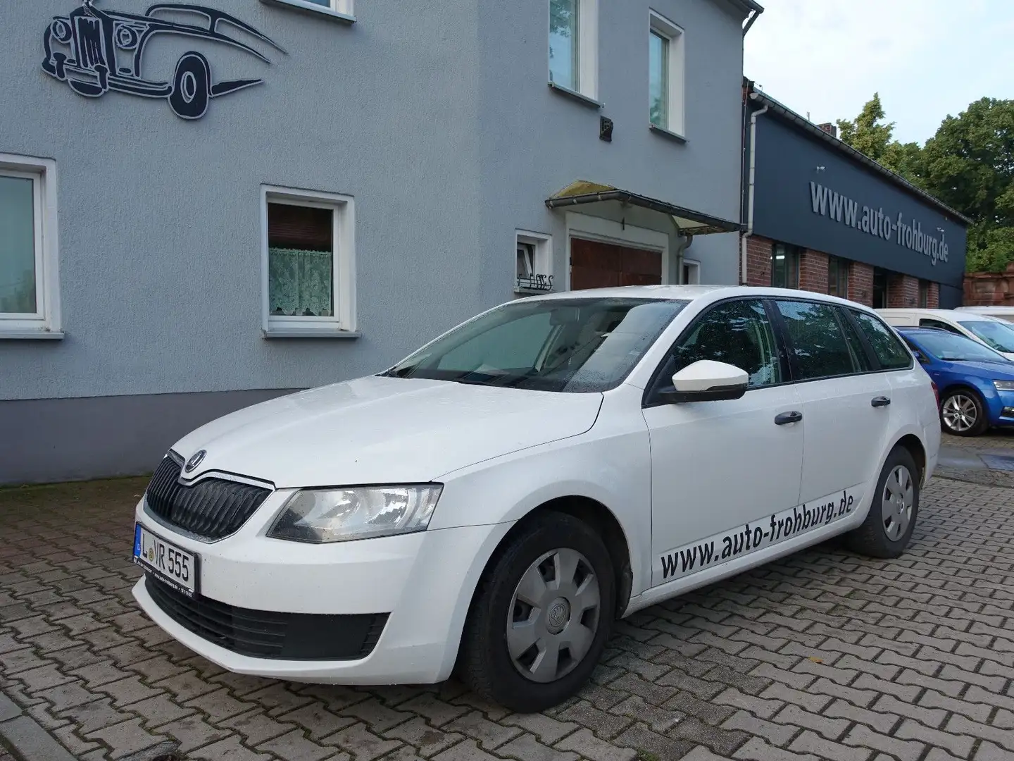 Skoda Octavia Combi Active Shz,Ahk Weiß - 1