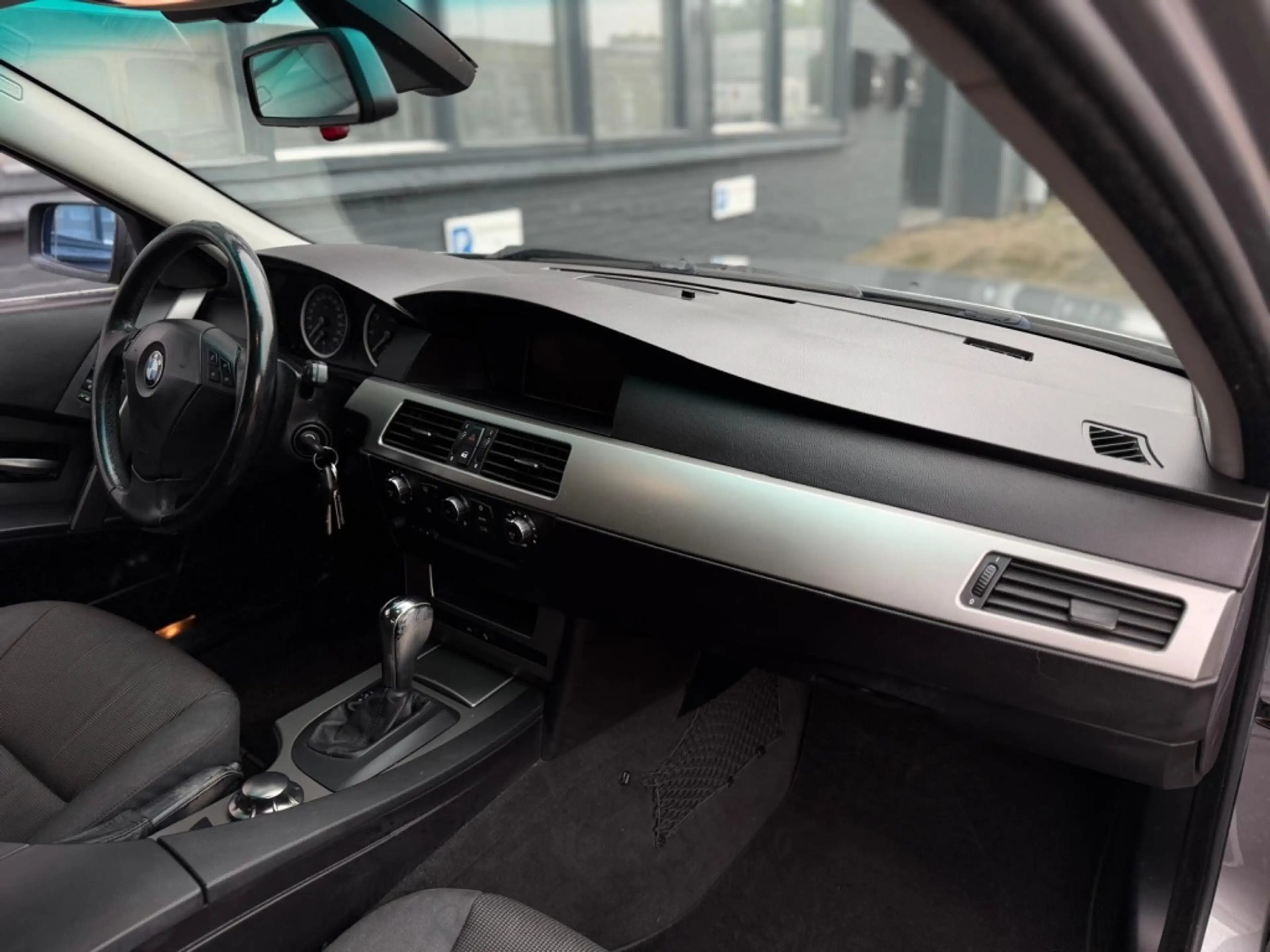 BMW 523 5-serie 523i Executive |Automaat |CruiseC |Navi |N — photo 13