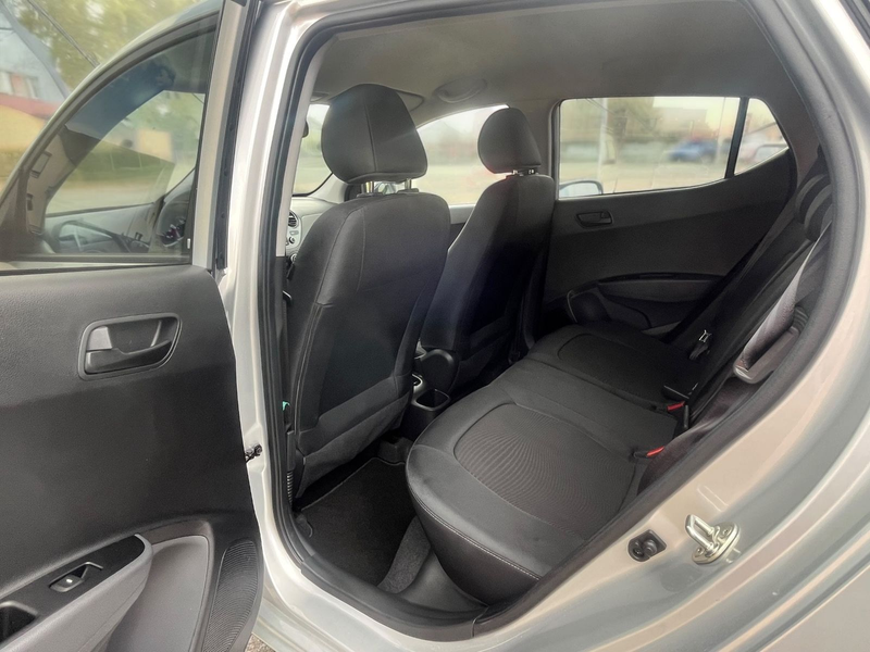 Hyundai i10 YES!Plus*Automatik*Lenk-und Sitzheizung*DAB* — photo 20