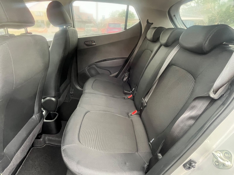 Hyundai i10 YES!Plus*Automatik*Lenk-und Sitzheizung*DAB* — photo 22