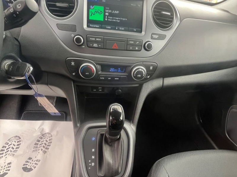 Hyundai i10 YES!Plus*Automatik*Lenk-und Sitzheizung*DAB* — photo 35