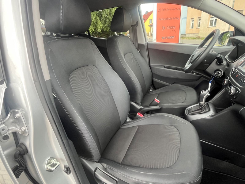 Hyundai i10 YES!Plus*Automatik*Lenk-und Sitzheizung*DAB* — photo 31