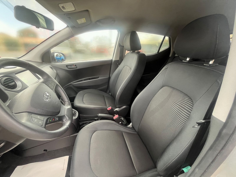Hyundai i10 YES!Plus*Automatik*Lenk-und Sitzheizung*DAB* — photo 15