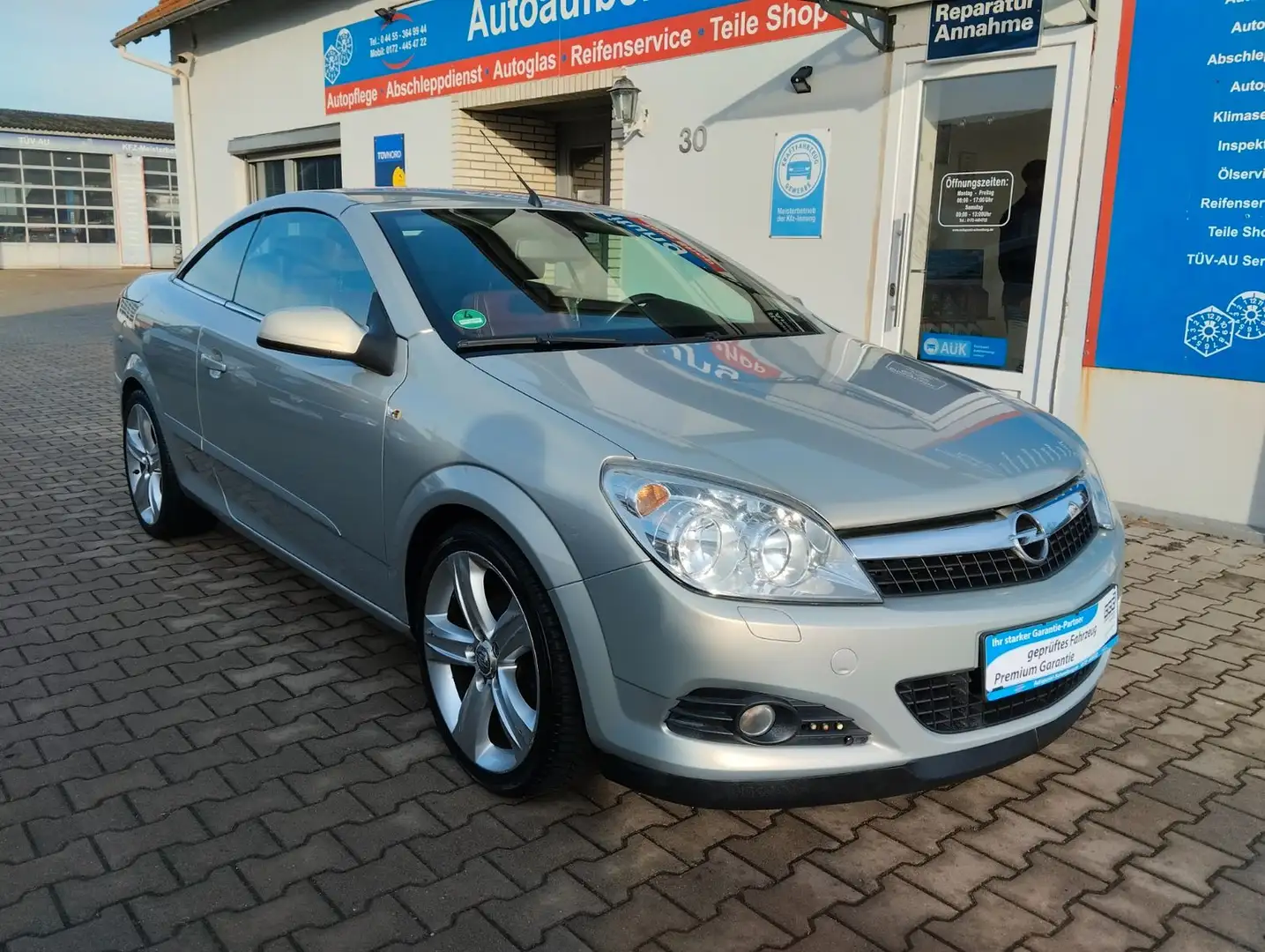 Opel Astra H Twin Top Endless Summer TÜV-AU 01-2028 Grau - 1