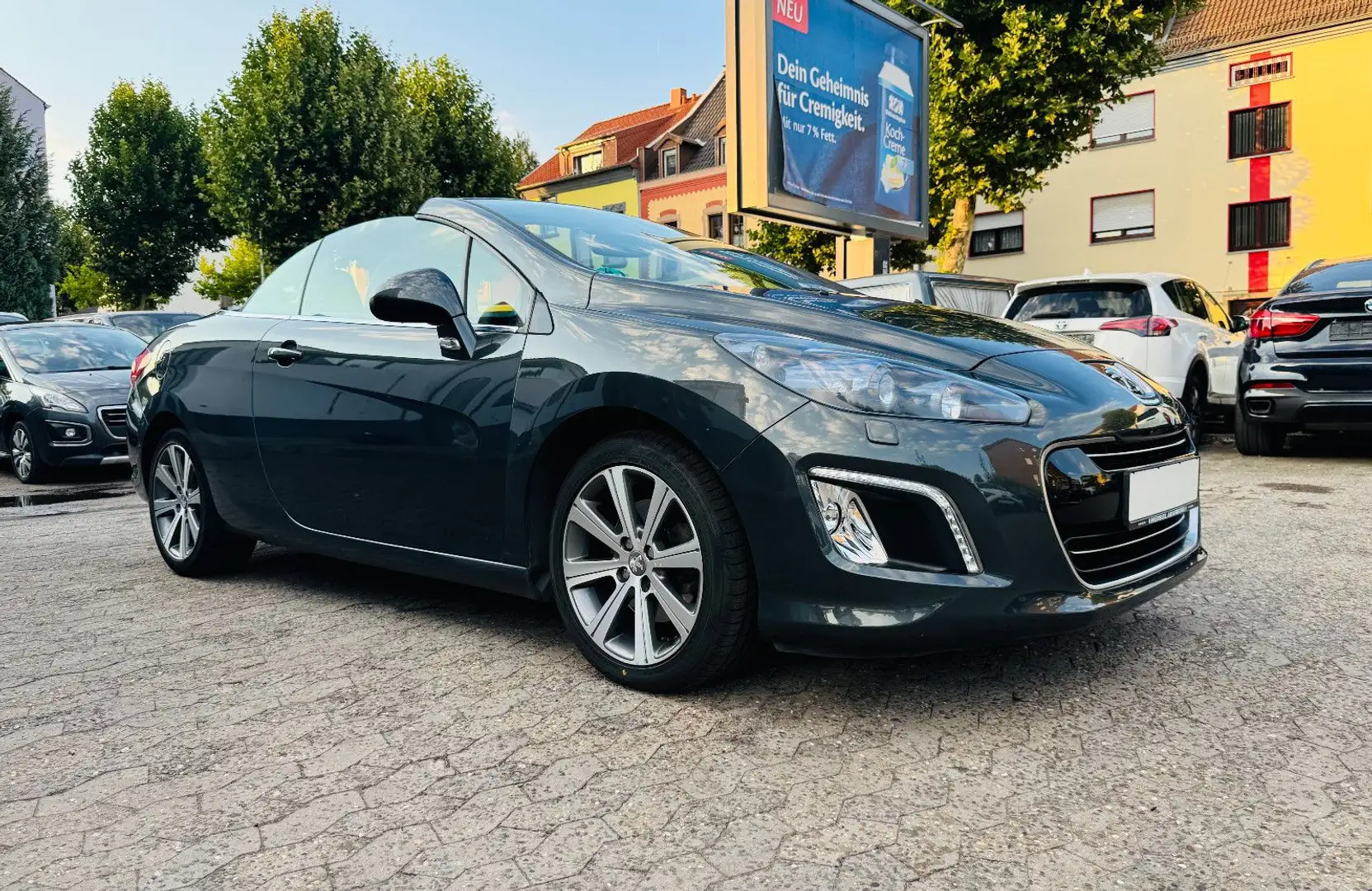 Peugeot 308 CC Active Automatik Xenon Tempomat PDC Grau - 1