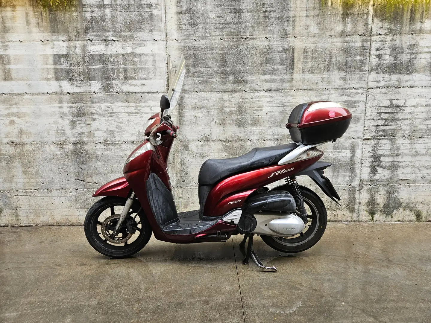 Honda SH 300 300i Czerwony - 2