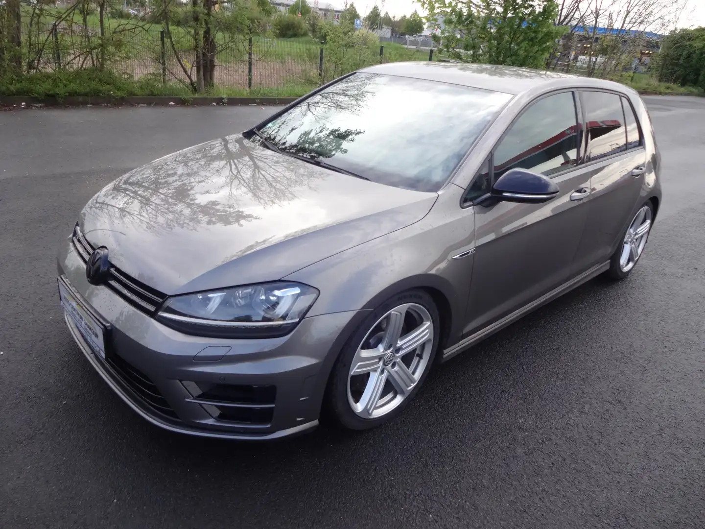 Volkswagen Golf R BMT 4Motion Szary - 1