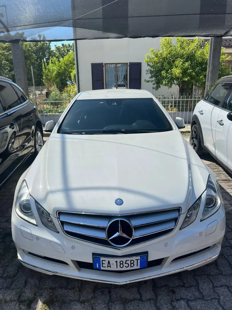 Mercedes-Benz E 220 Coupe cdi be Executive - 1