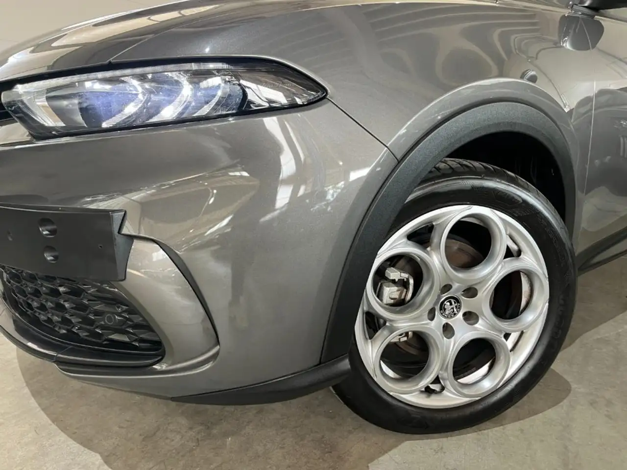 Alfa Romeo Tonale 2023