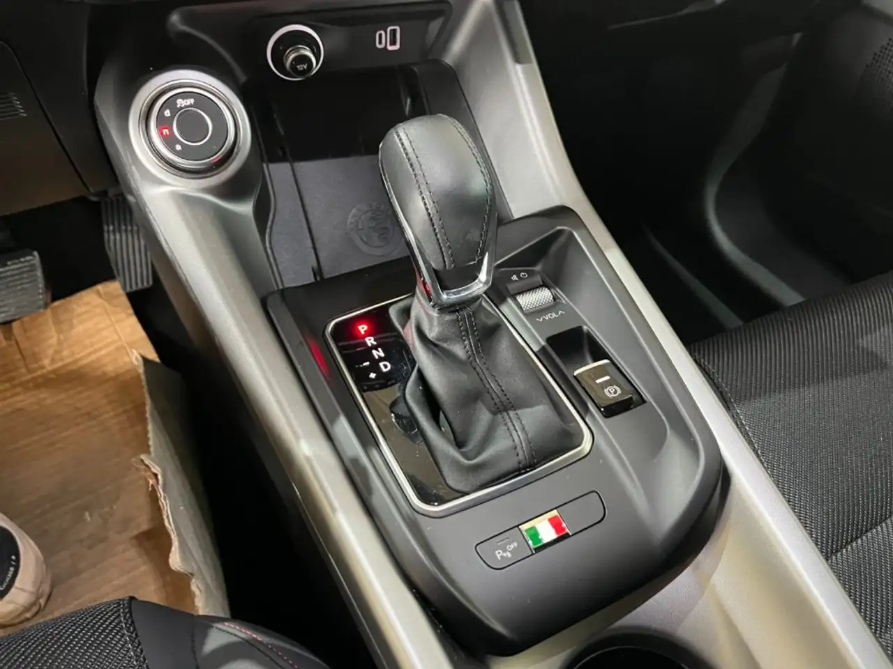 Alfa Romeo Tonale 2023 — фото 14