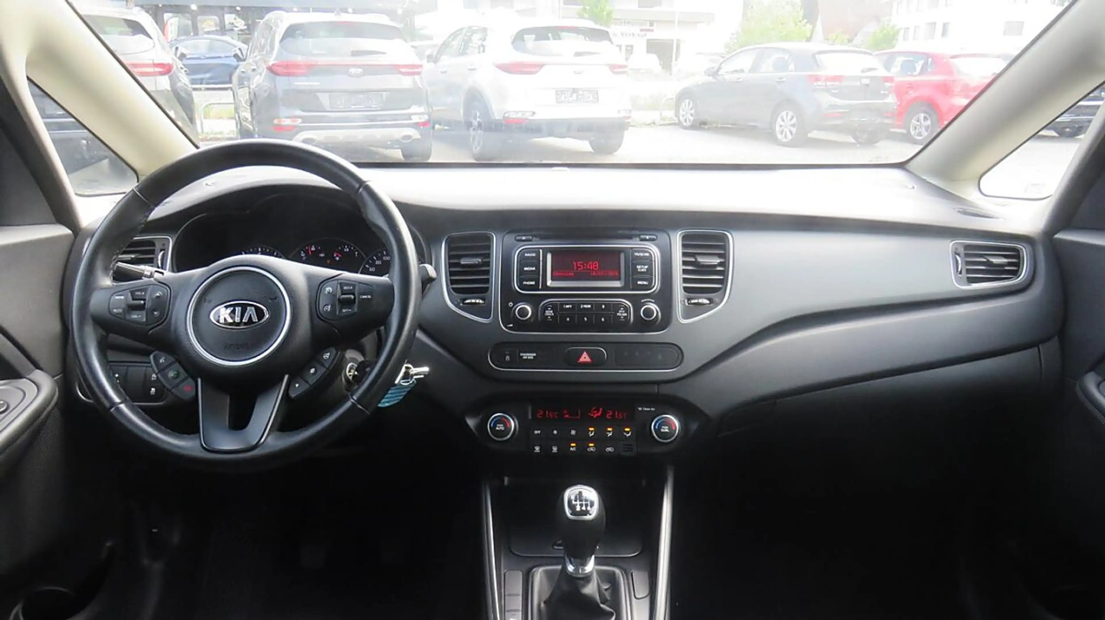 Kia Carens 1,6 GDI ISG Silber — photo 11