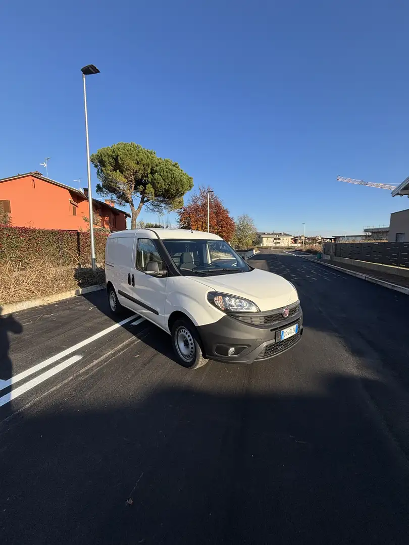 Fiat Doblo 1.4 tjt 16v natural power Lounge 120cv 7p.ti my18 - 1