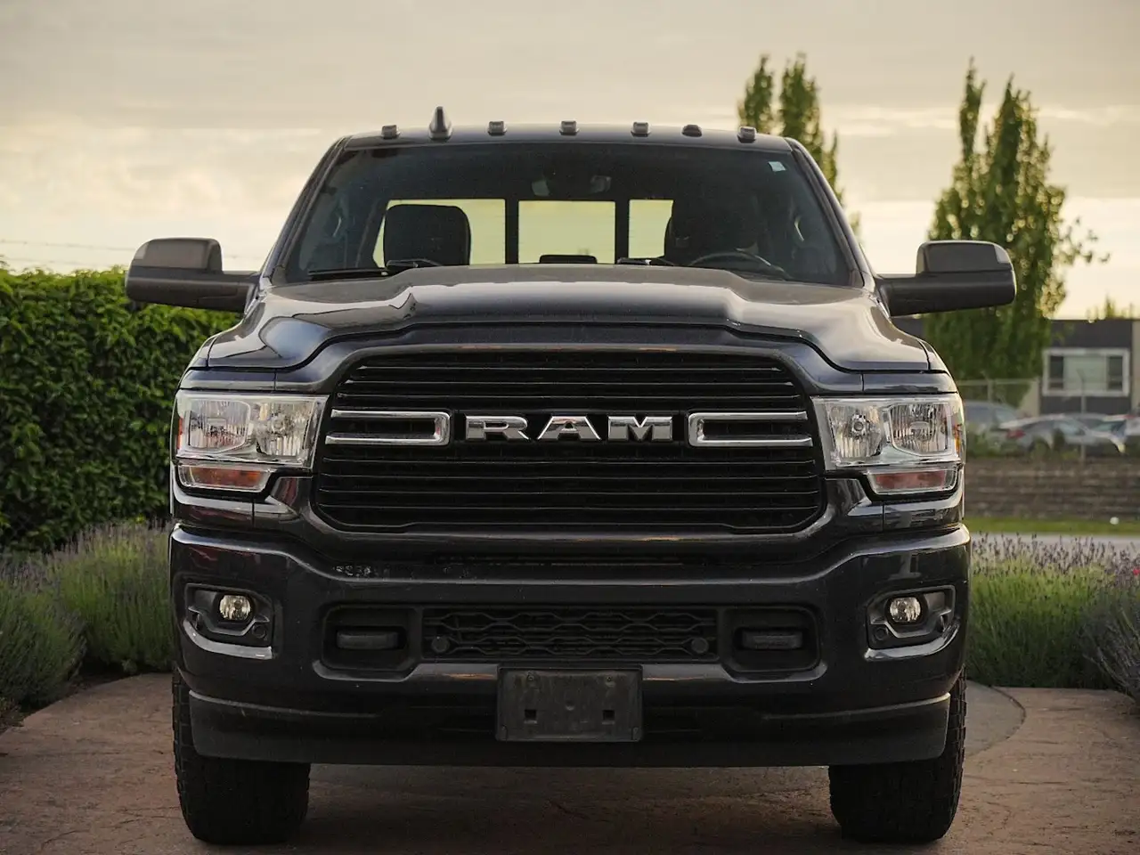 RAM 3500 снимка RAM 3500