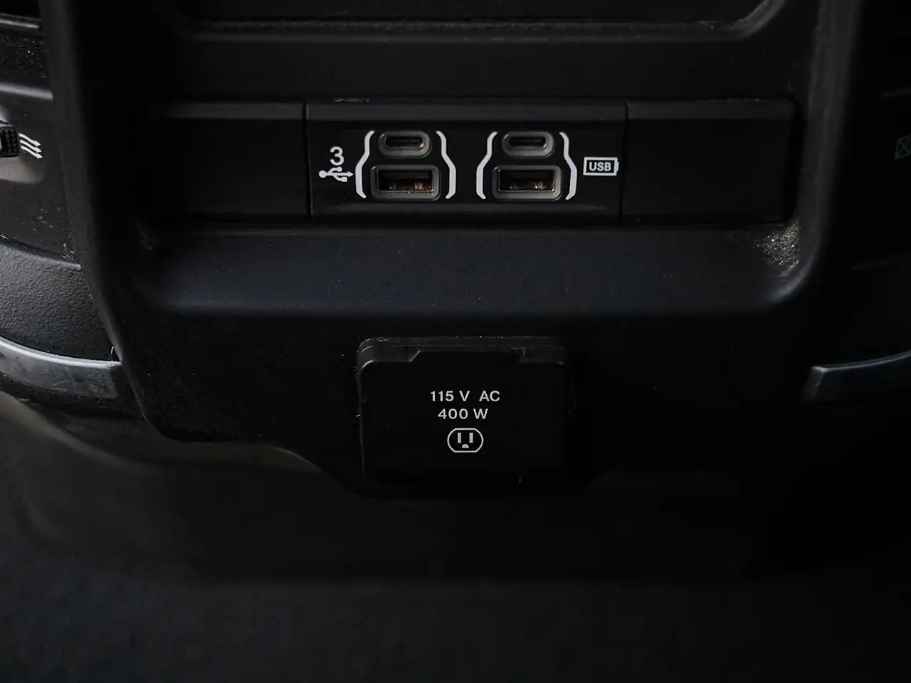 RAM 3500 снимка RAM 3500