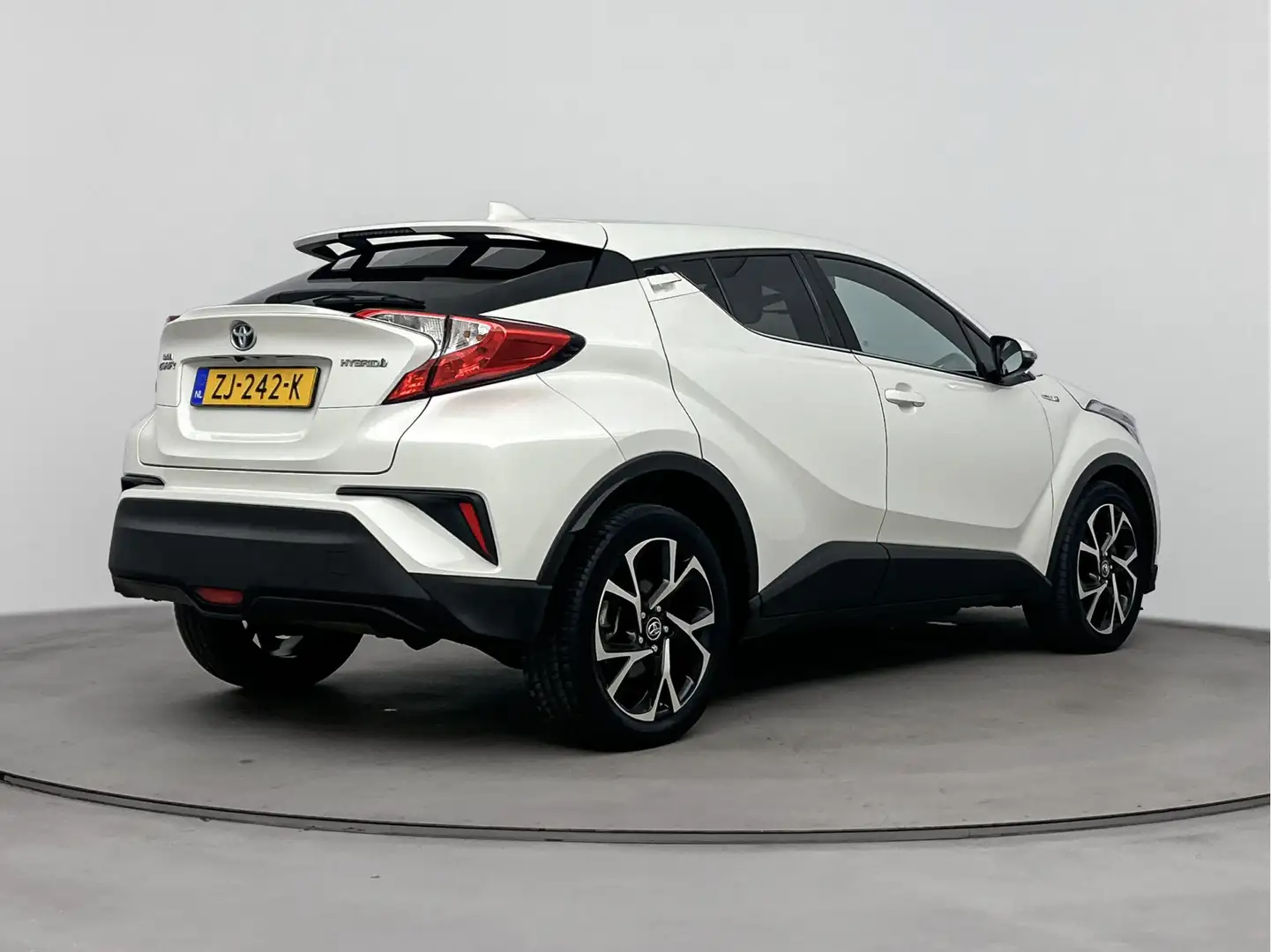 Toyota C-HR 1.8 Hybrid Dynamic Blanco - 2