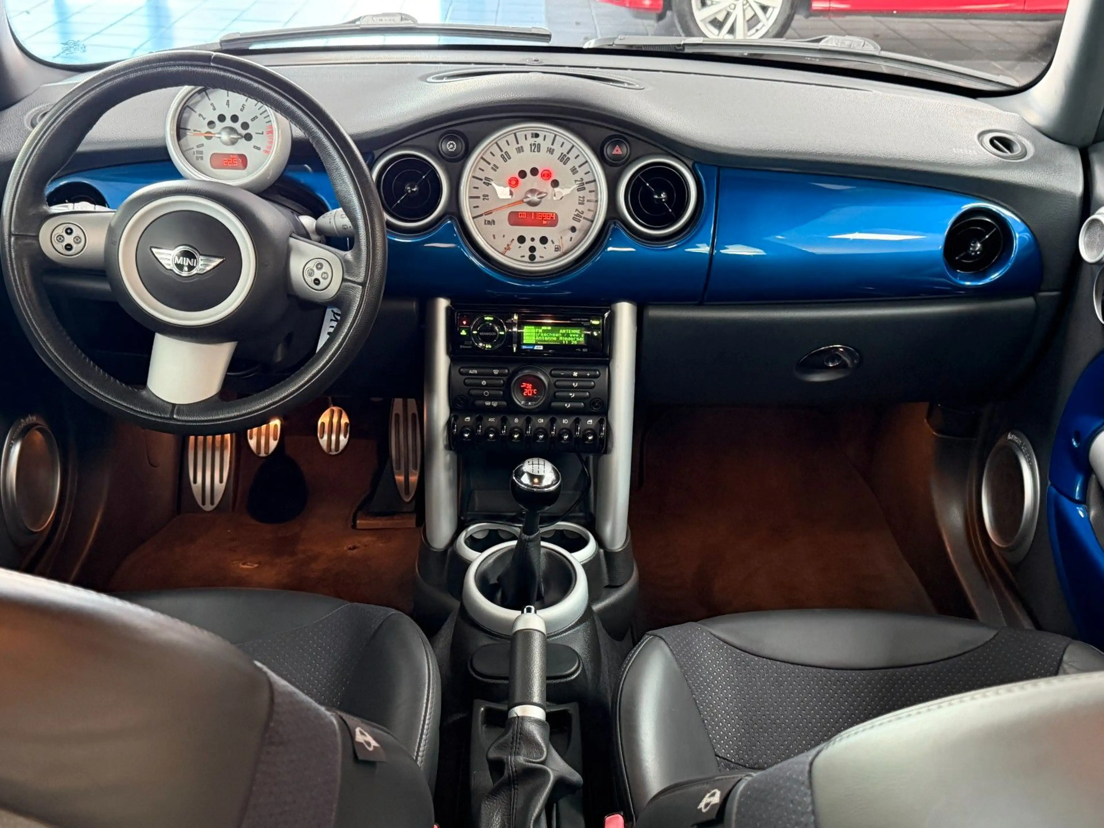 MINI Cooper S Mini Cooper S XENON/KLIMA/HuK/ — photo 14