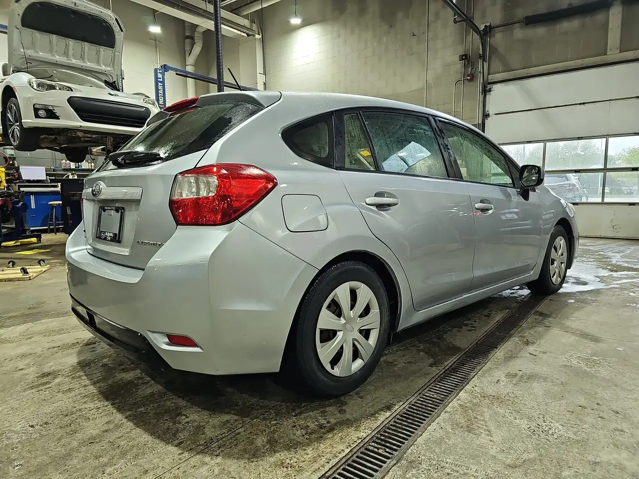 Subaru Impreza снимка Subaru Impreza