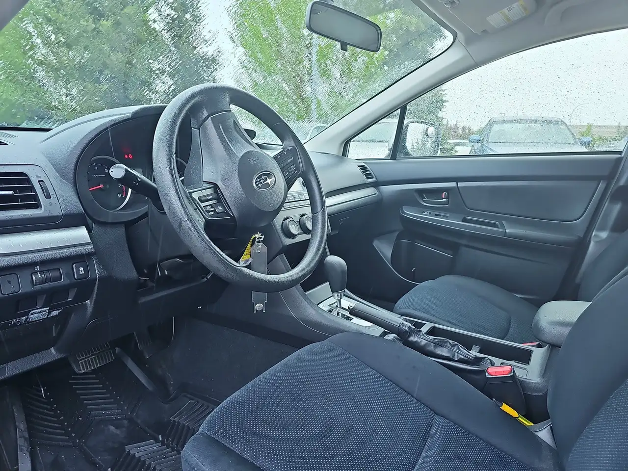 Subaru Impreza снимка Subaru Impreza