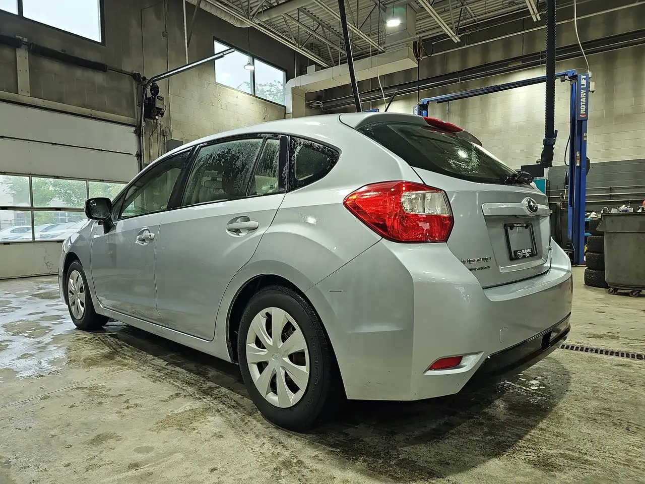 Subaru Impreza снимка Subaru Impreza