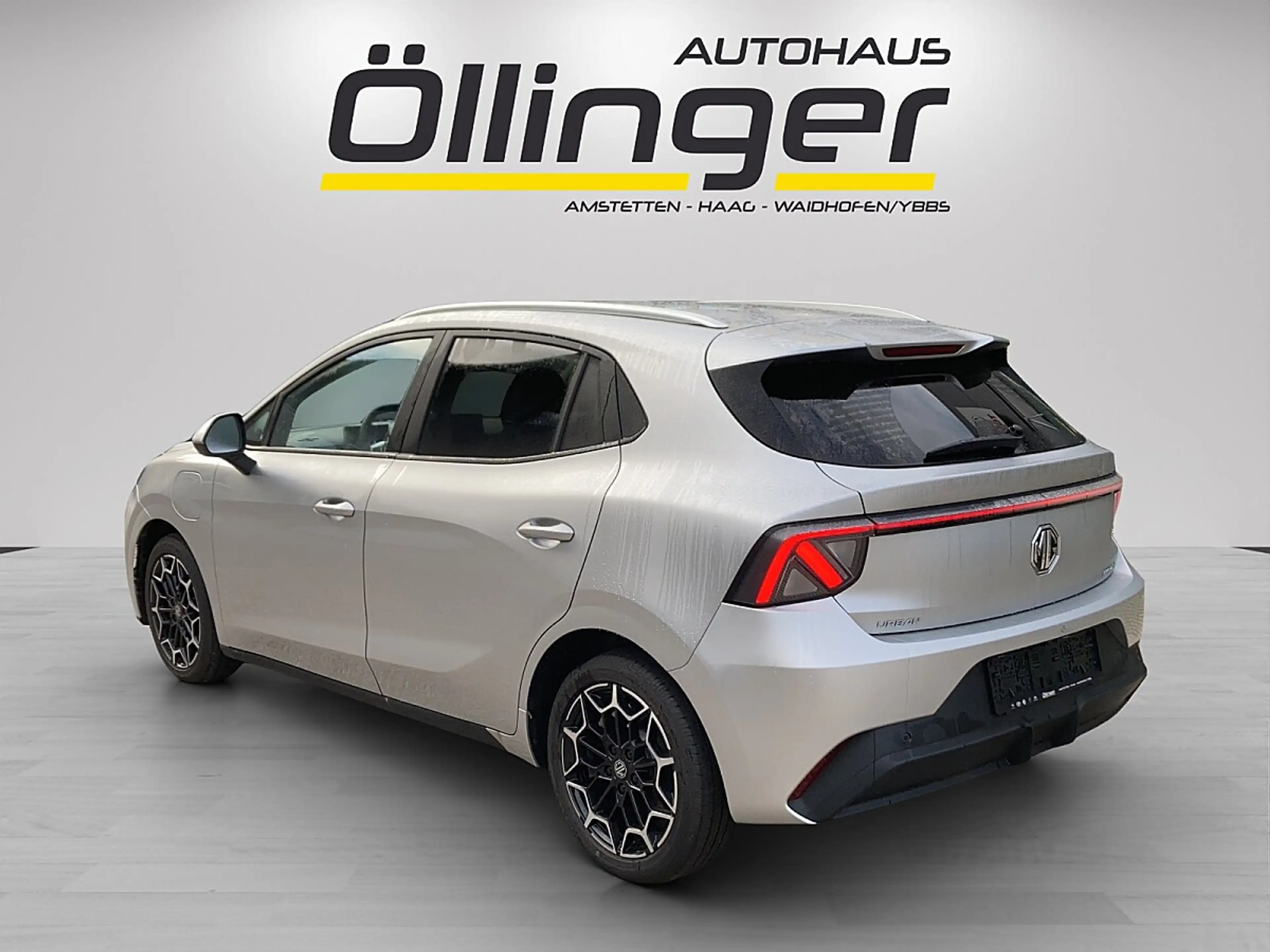 MG MG4 EV Urban 54 kWh Luxury + Metallic + Ö Paket! — photo 4