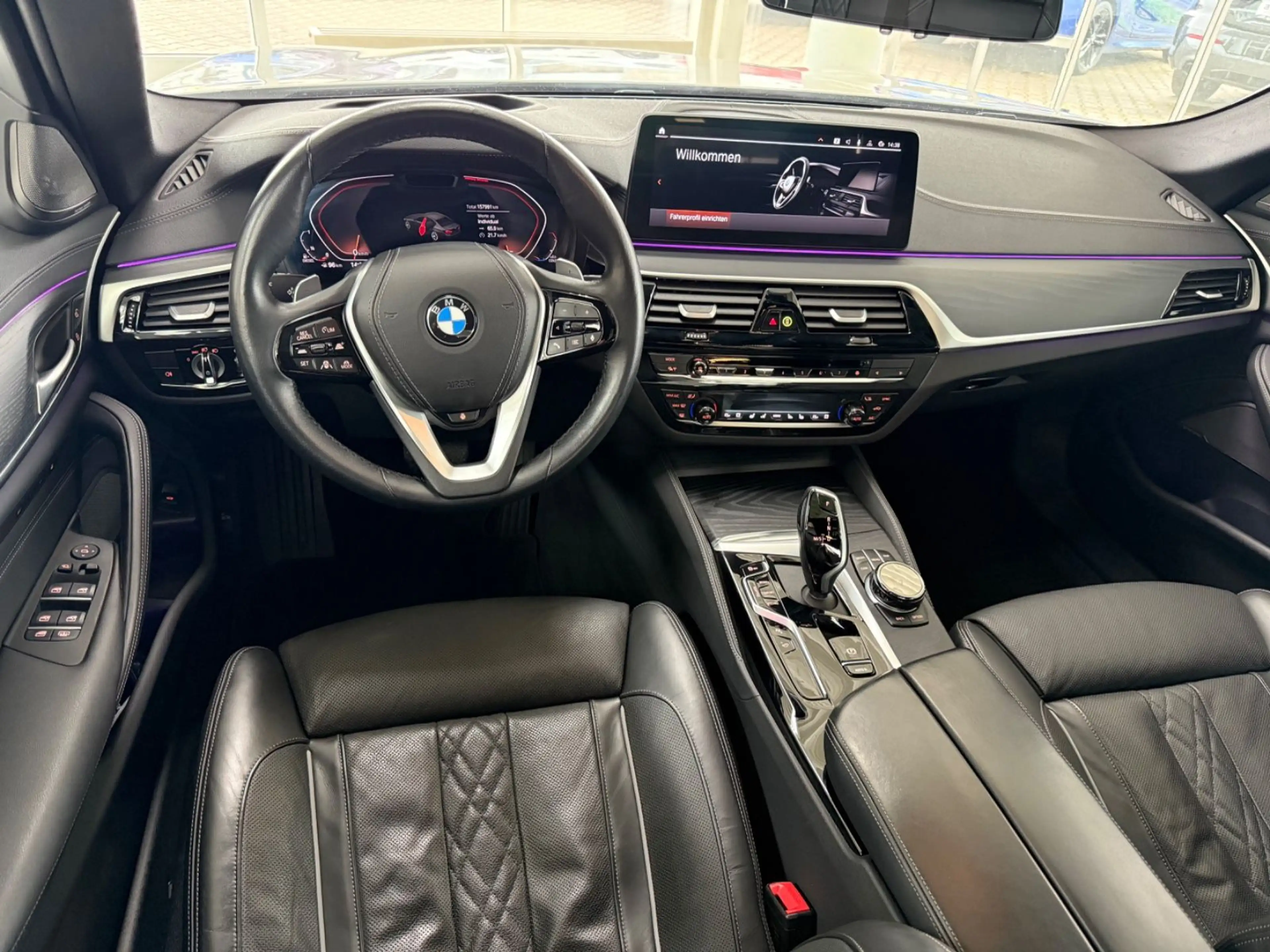 BMW 530 d xDrive Luxury Line AUT./LED/HUD/360°/STANDH — photo 5