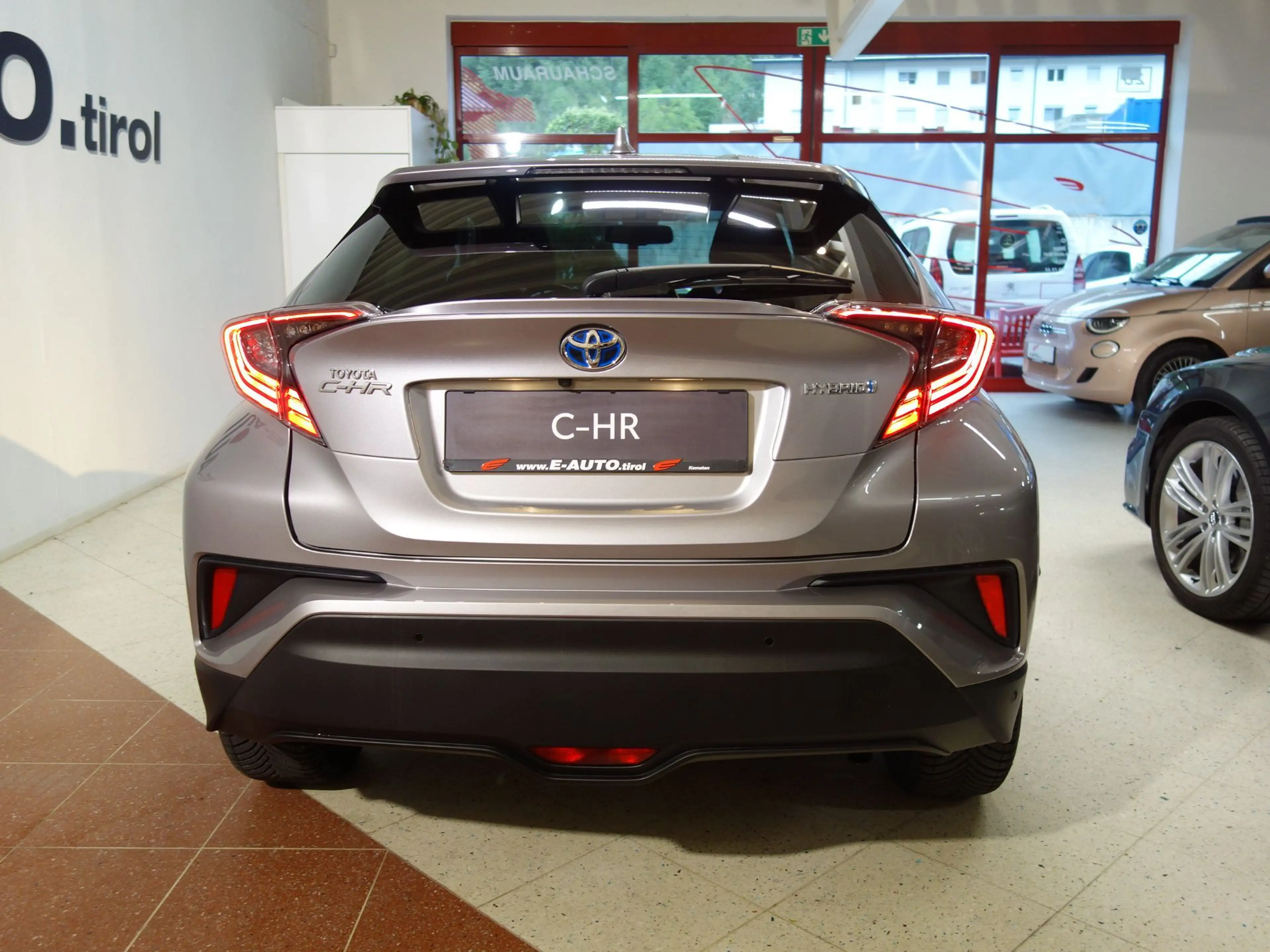 Toyota C-HR 1,8 Hybrid C-HIC CVT *LED *ASSISTENZ *GARANTIE *T — photo 6