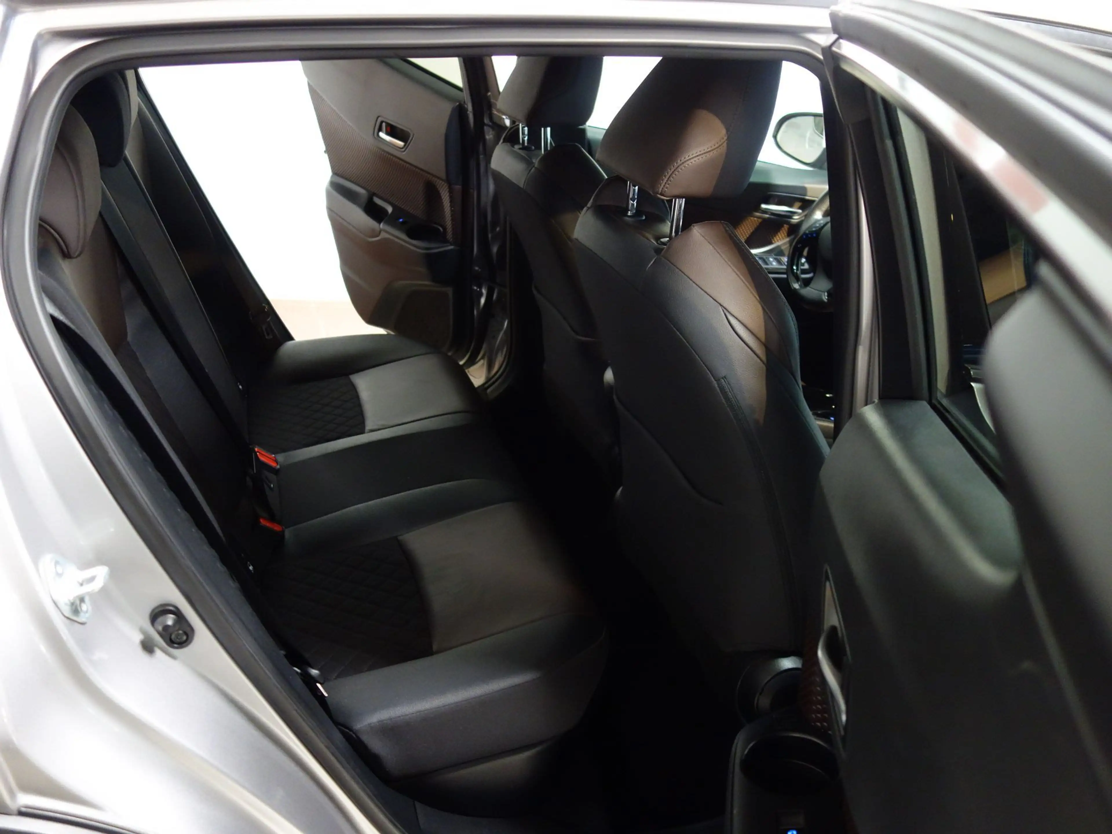 Toyota C-HR 1,8 Hybrid C-HIC CVT *LED *ASSISTENZ *GARANTIE *T — photo 11