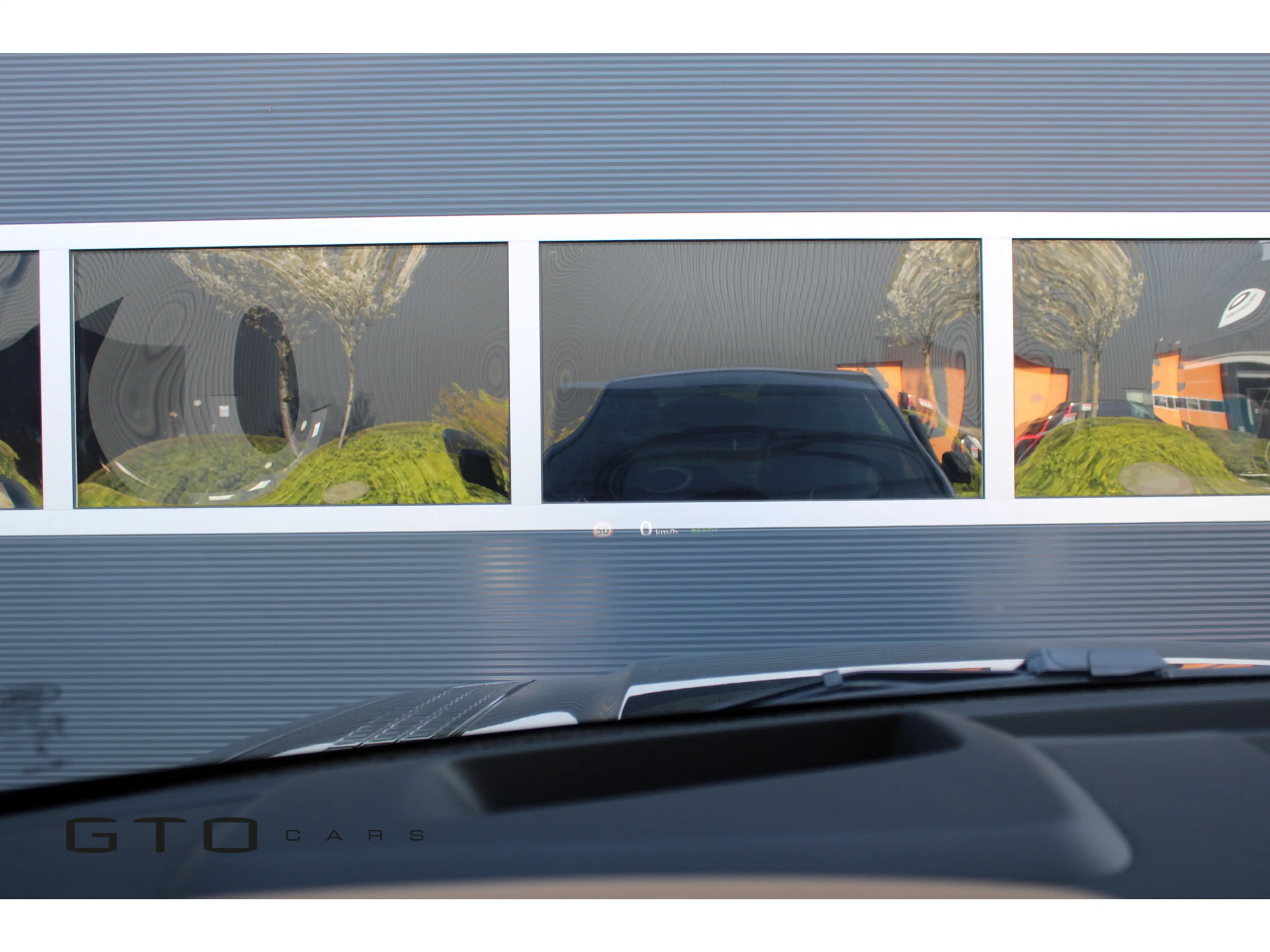 Land Rover Defender 110 2.0 P300e 110 X-Dynamic HSE | Pano | Meridian — photo 20