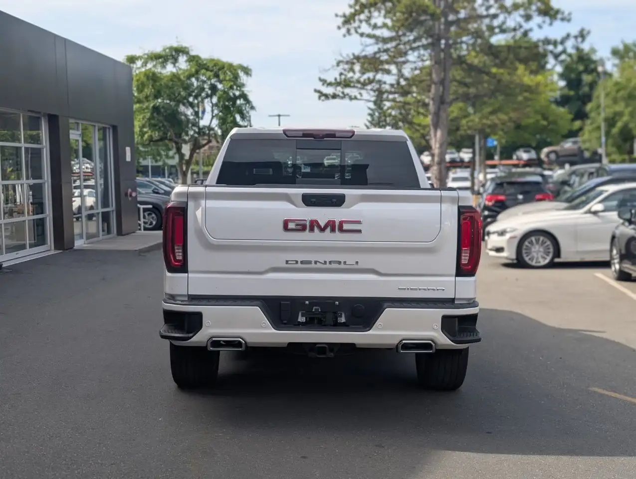 GMC Sierra 1500 снимка GMC Sierra 1500