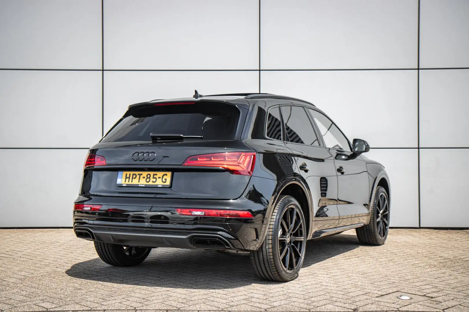 Audi Q5 55 TFSIe 367pk PHEV S Edition | Panoramadak | B&O Zwart - 2