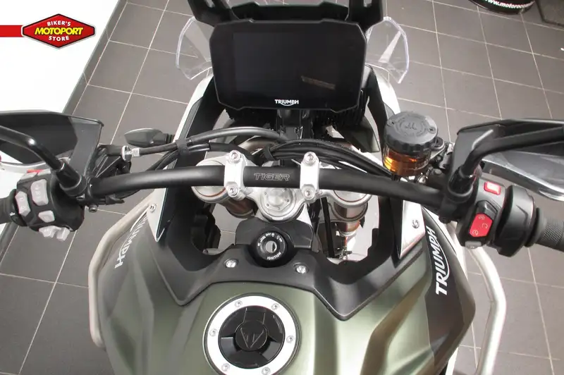 Triumph Tiger 900 - foto 4