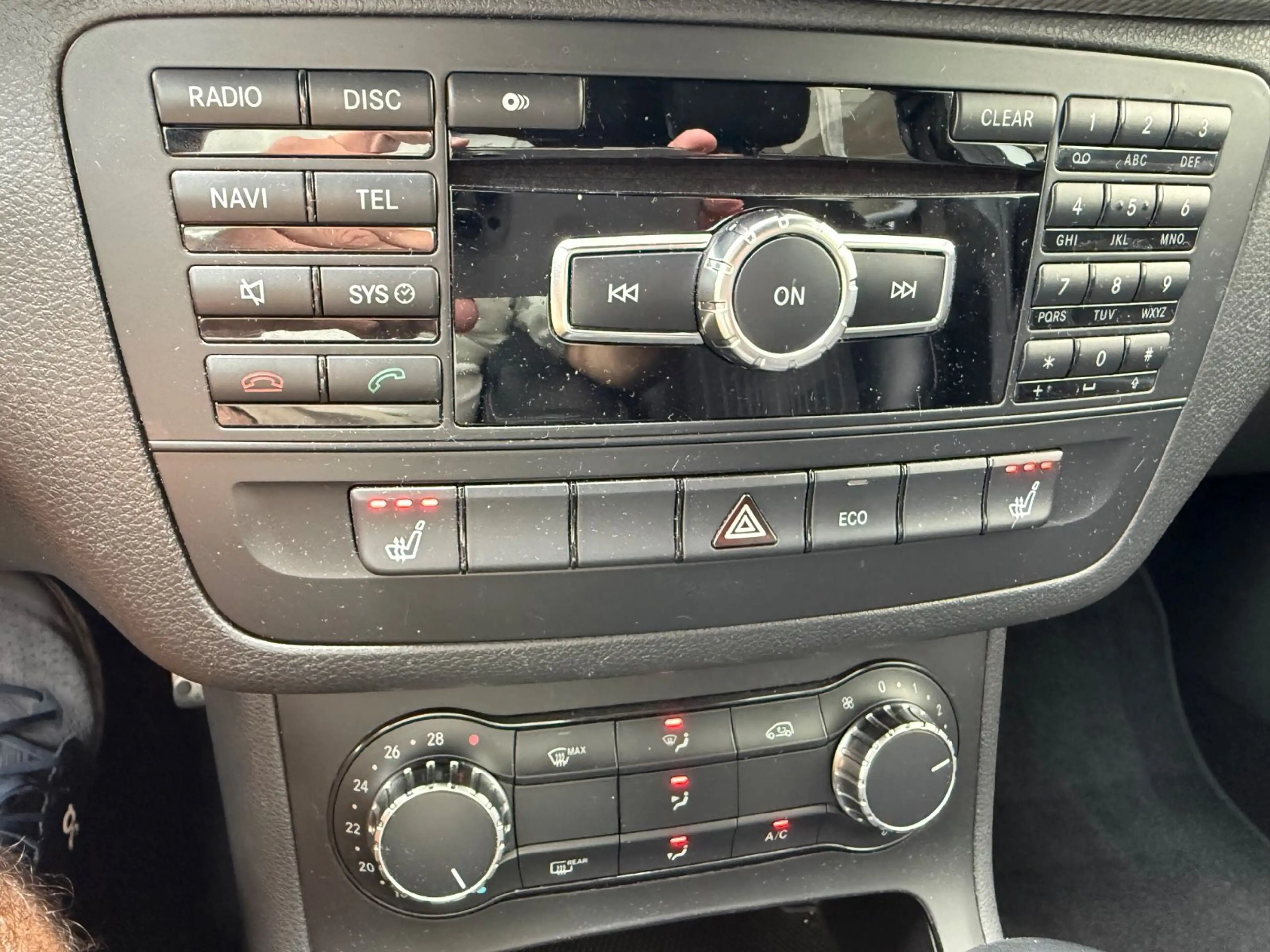 Mercedes-Benz B 180 B180*Sportpaket*KLIMA*Allwetter*TÜV11/27* — photo 14