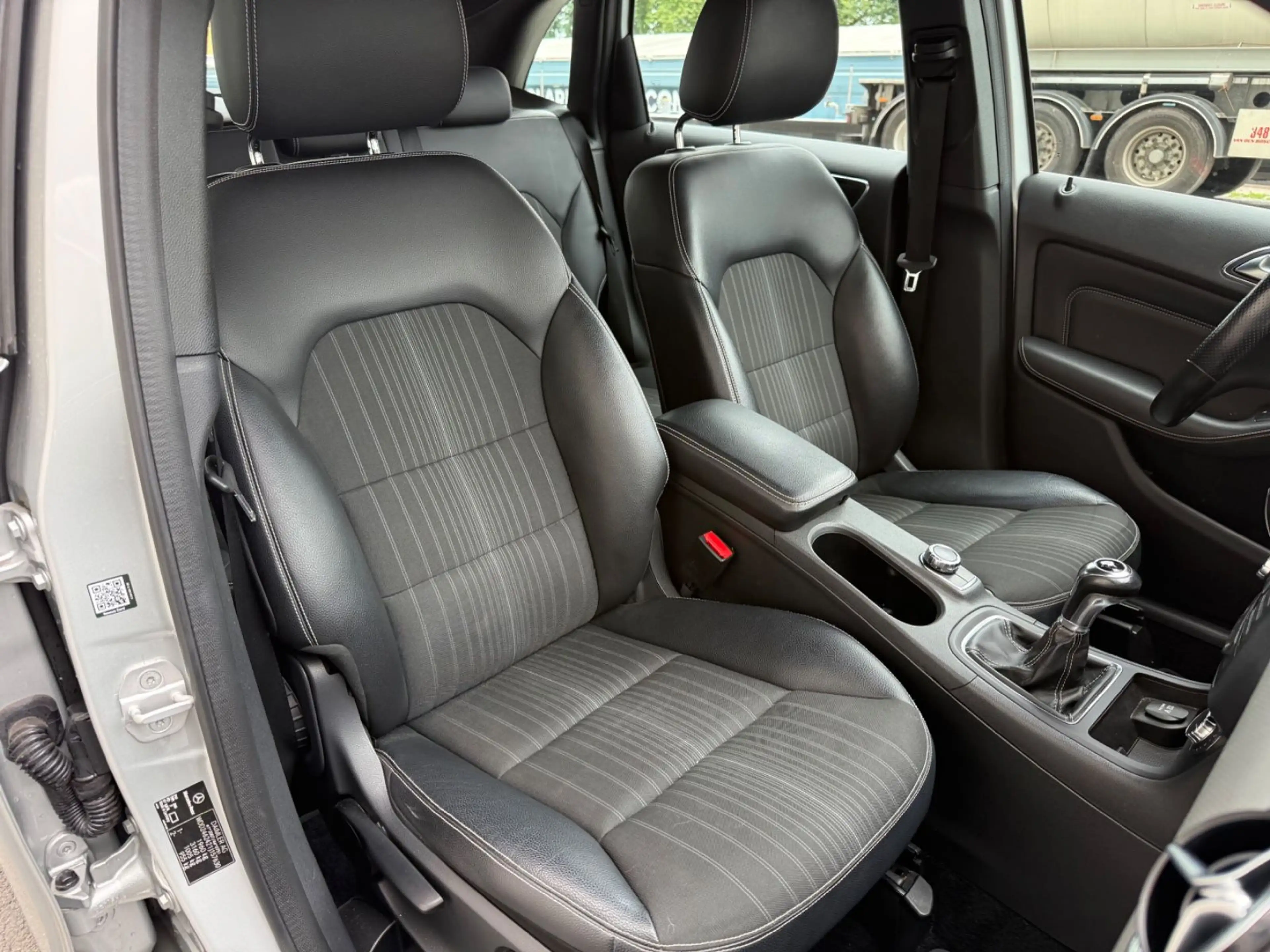 Mercedes-Benz B 180 B180*Sportpaket*KLIMA*Allwetter*TÜV11/27* — photo 12