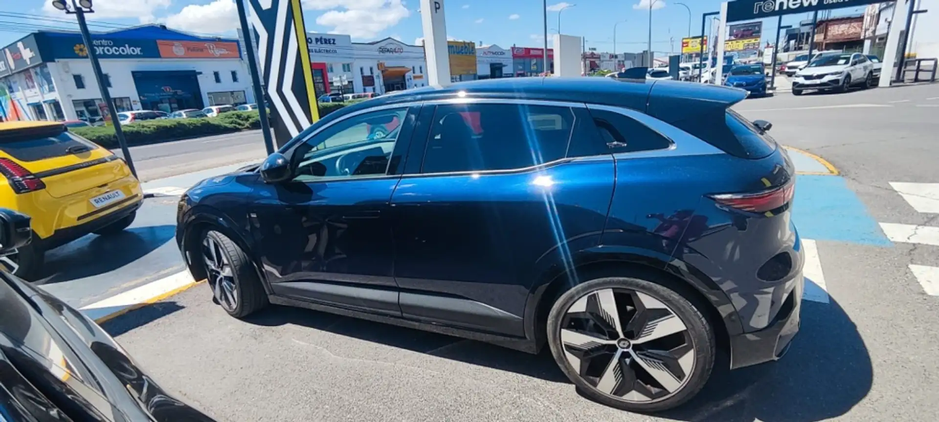 Renault Megane E-Tech Techno Autonomía Confort AC7 EV60 160kW Blauw - 2