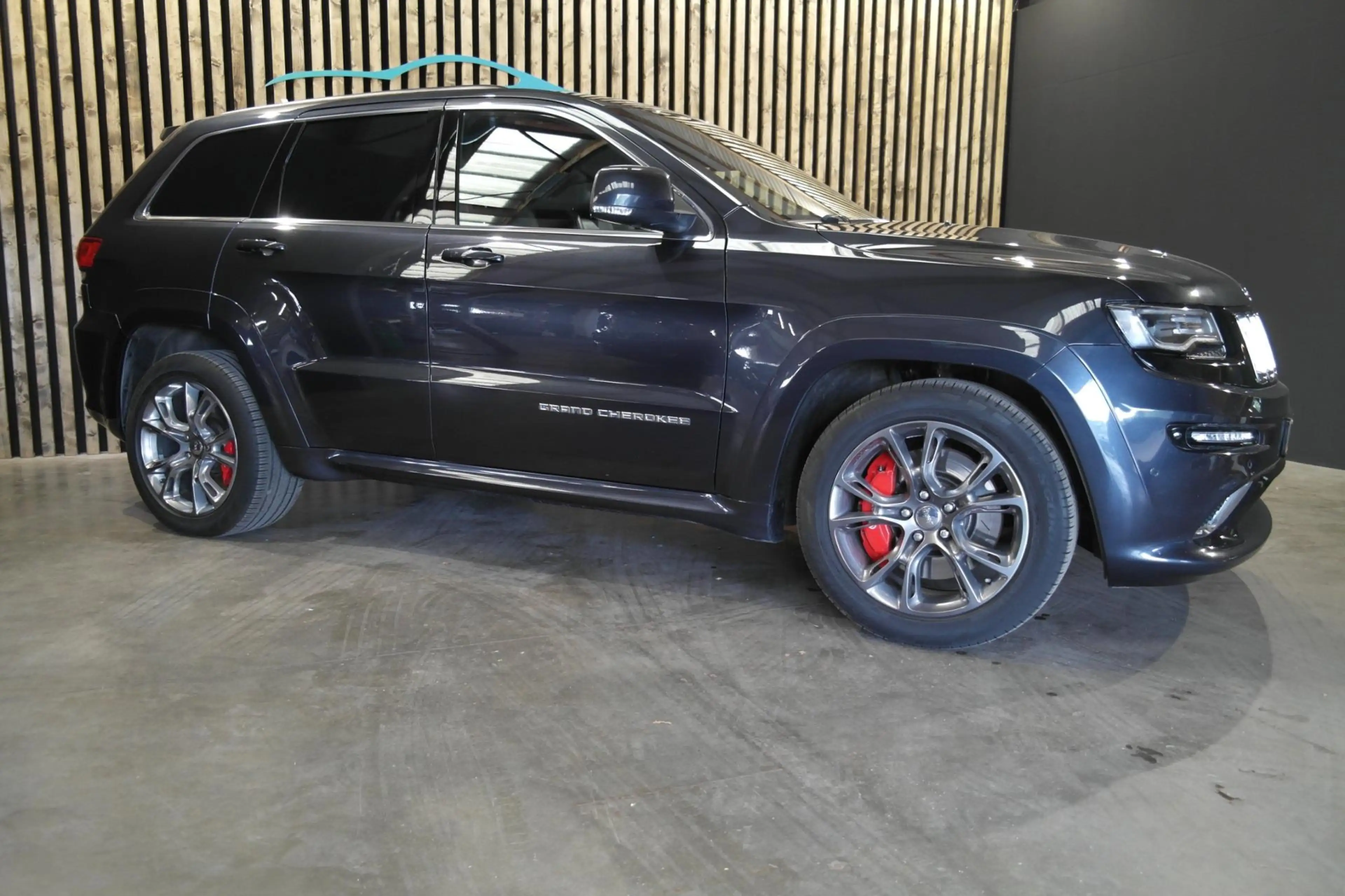 Jeep Grand Cherokee 6.4 V8 SRT8 grijs kenteken lichte vracht — photo 4