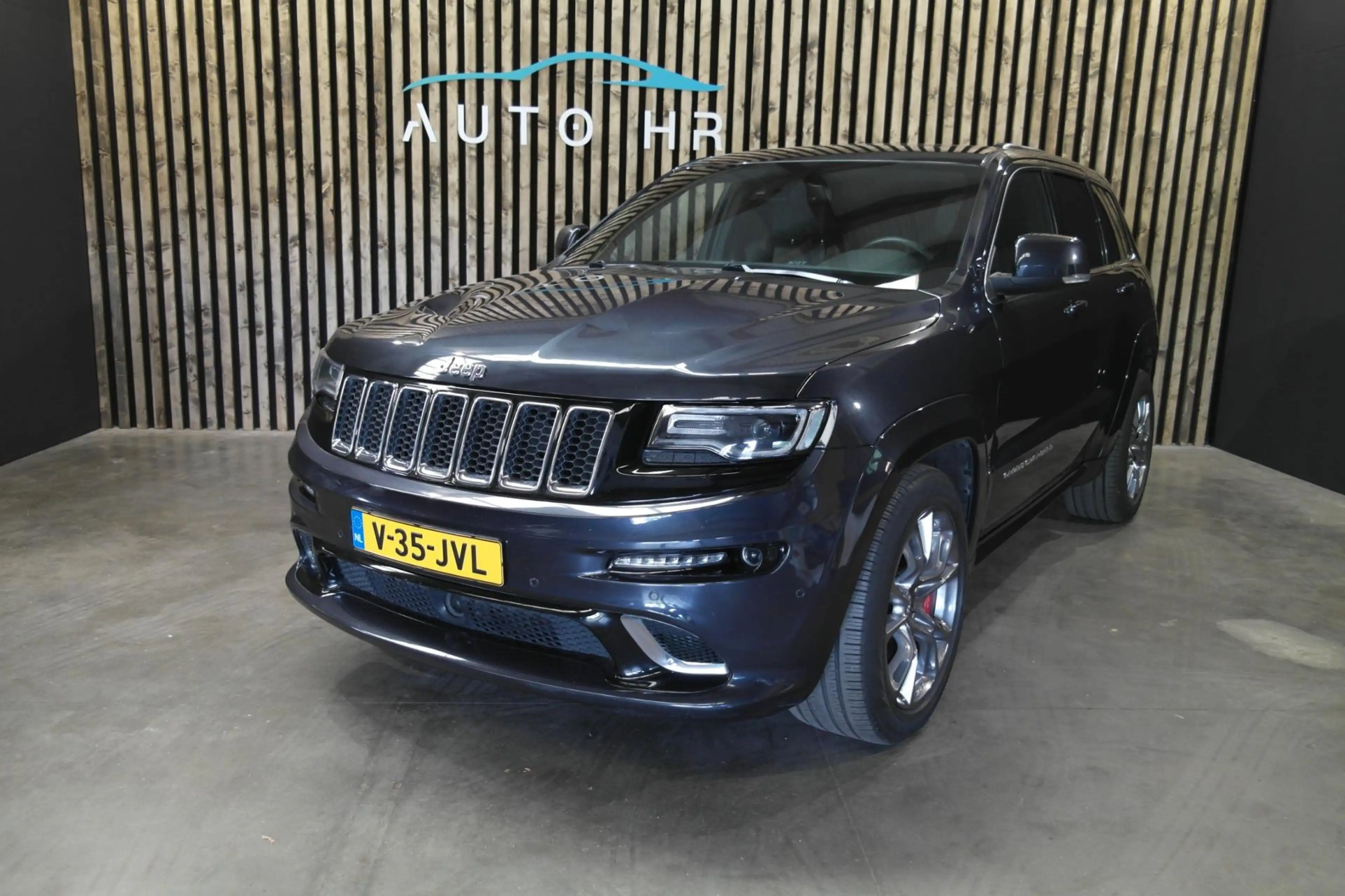 Jeep Grand Cherokee 6.4 V8 SRT8 grijs kenteken lichte vracht