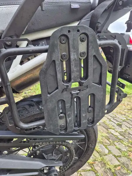 Triumph Tiger 900 - foto 8