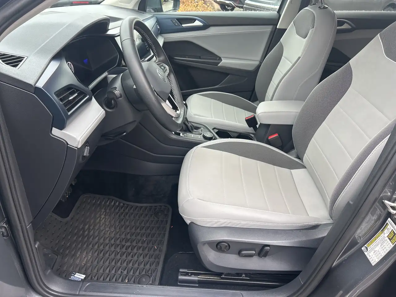 Volkswagen Taos снимка Volkswagen Taos