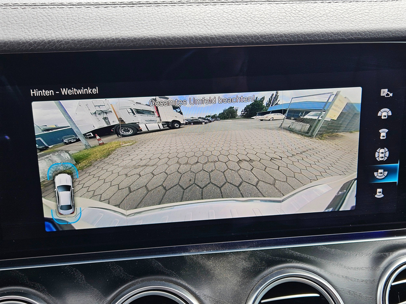 Mercedes-Benz E 220 E 220 d Avantgarde AMG Folie Original Grau Voll — photo 11